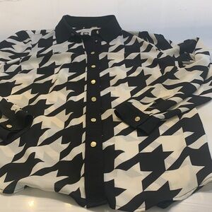 Anne Klein Men's Zigzag Black and off White Shirt medium